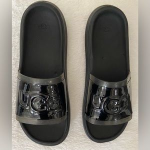 Ugg flip flop/sandal